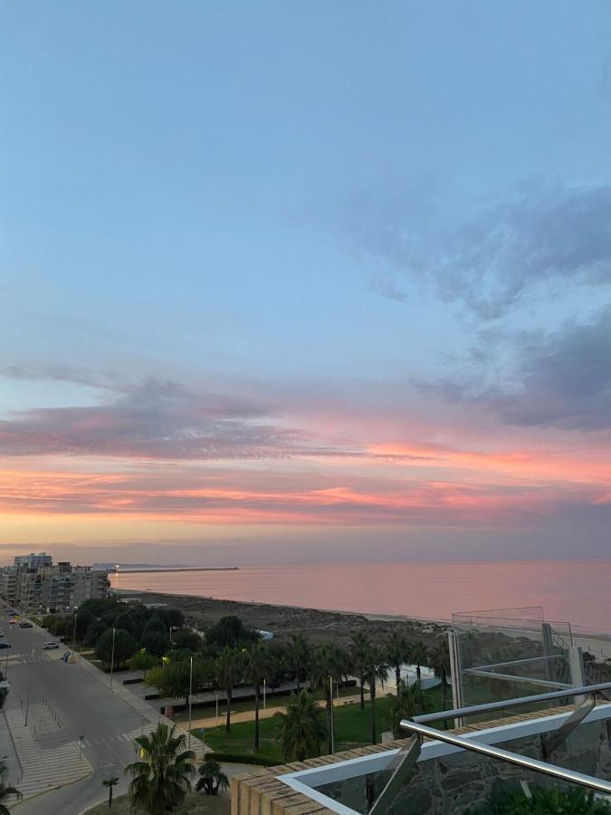 Apartamento A 100 Metros De La Playa Con Grande Terraza Y Vistas Al Mar Daimus Kültér fotó