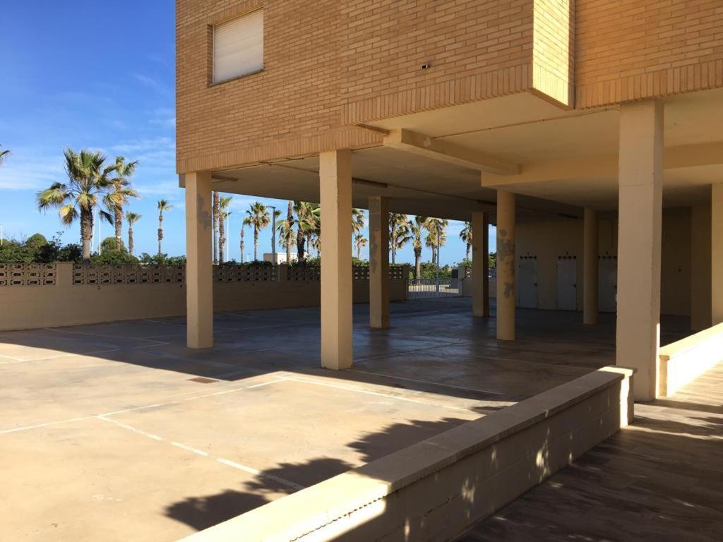 Apartamento A 100 Metros De La Playa Con Grande Terraza Y Vistas Al Mar Daimus Kültér fotó
