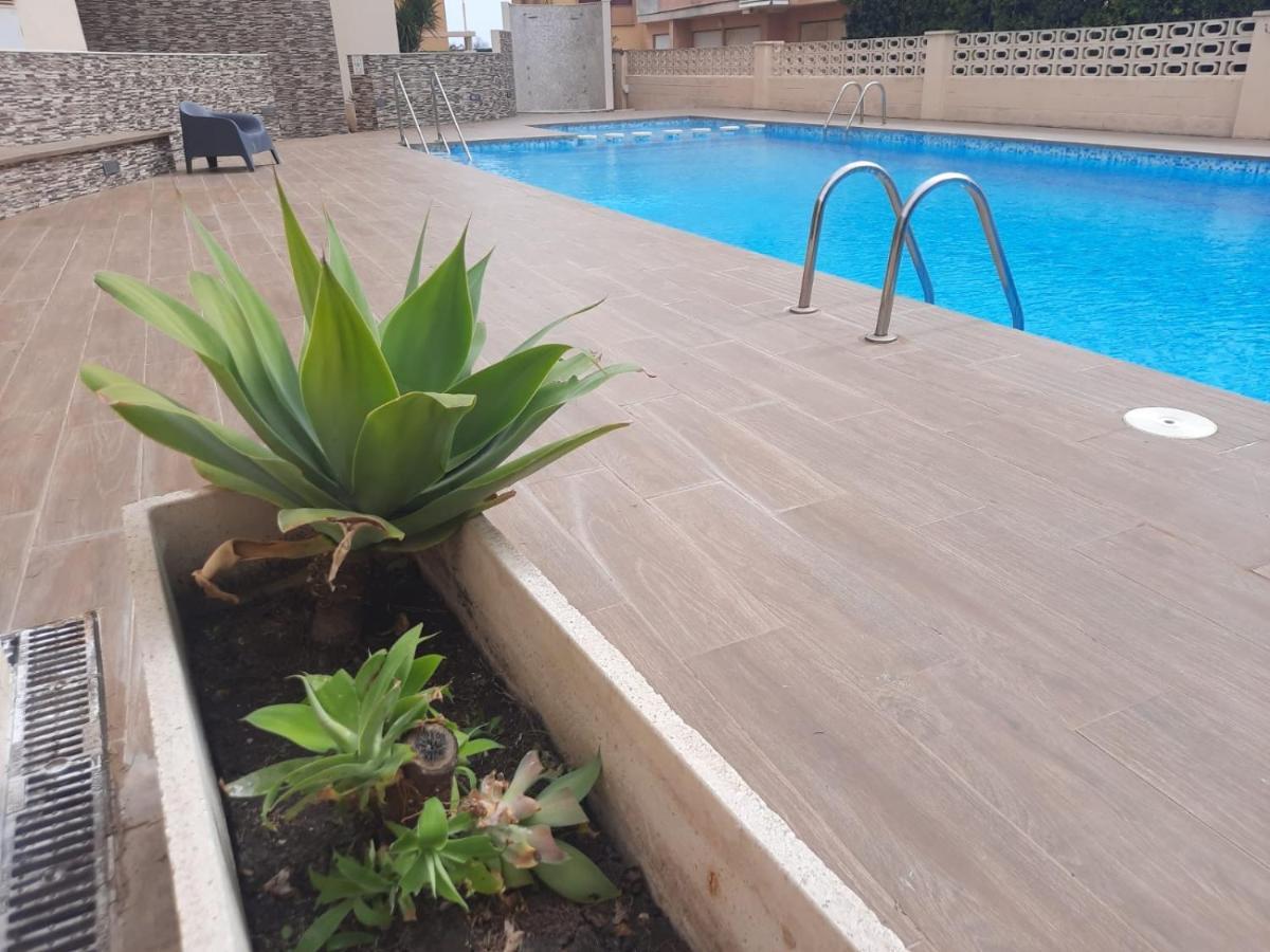Apartamento A 100 Metros De La Playa Con Grande Terraza Y Vistas Al Mar Daimus Kültér fotó
